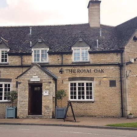 The Royal Oak Duddington Acomodação com café da manhã Stamford Exterior foto