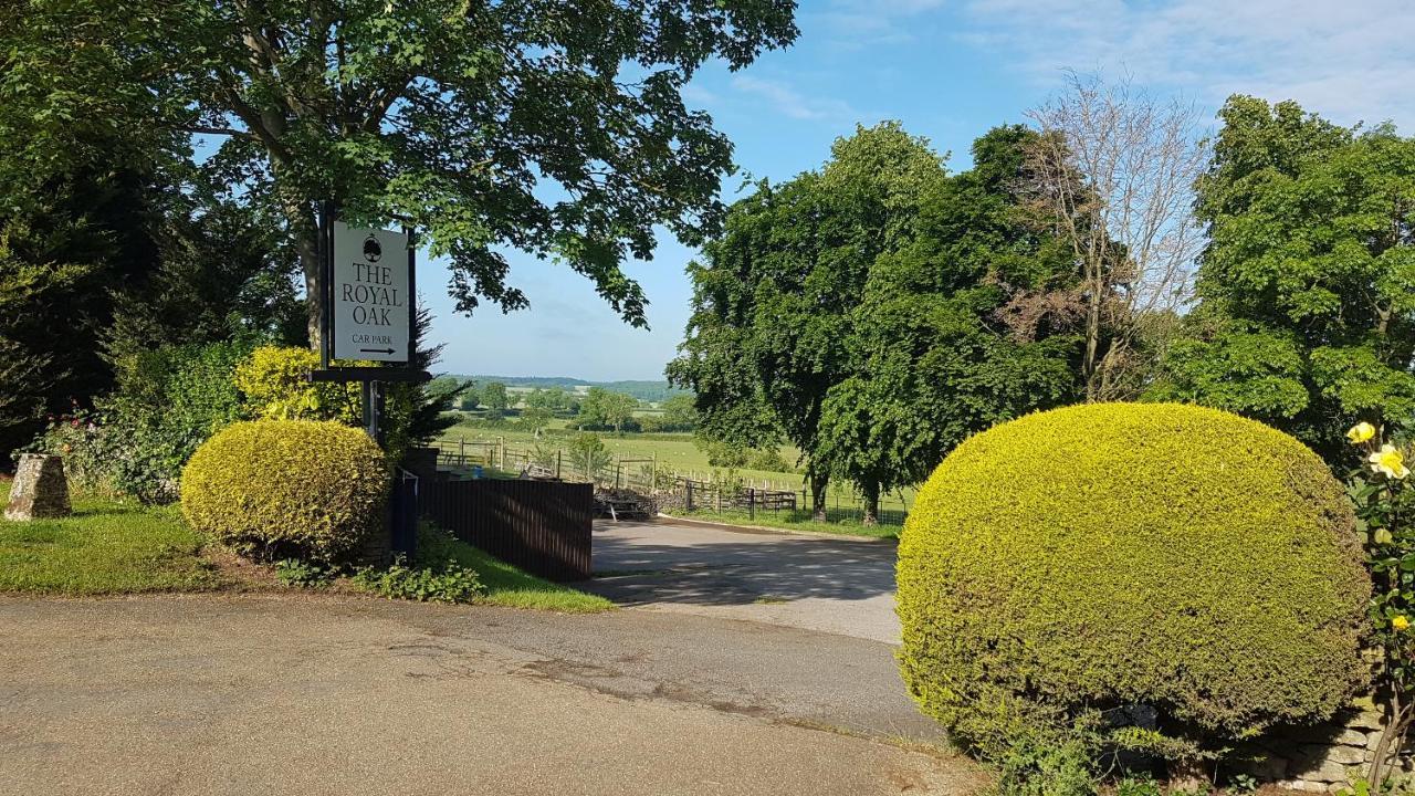 The Royal Oak Duddington Acomodação com café da manhã Stamford Exterior foto